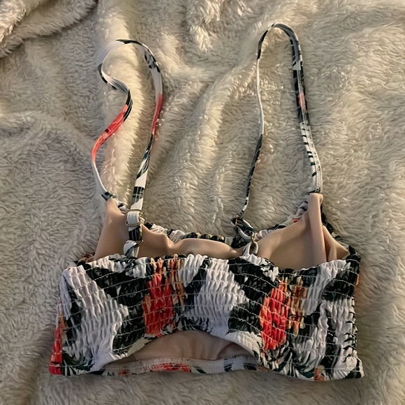 Bathing Suit - Picture 2 of 4